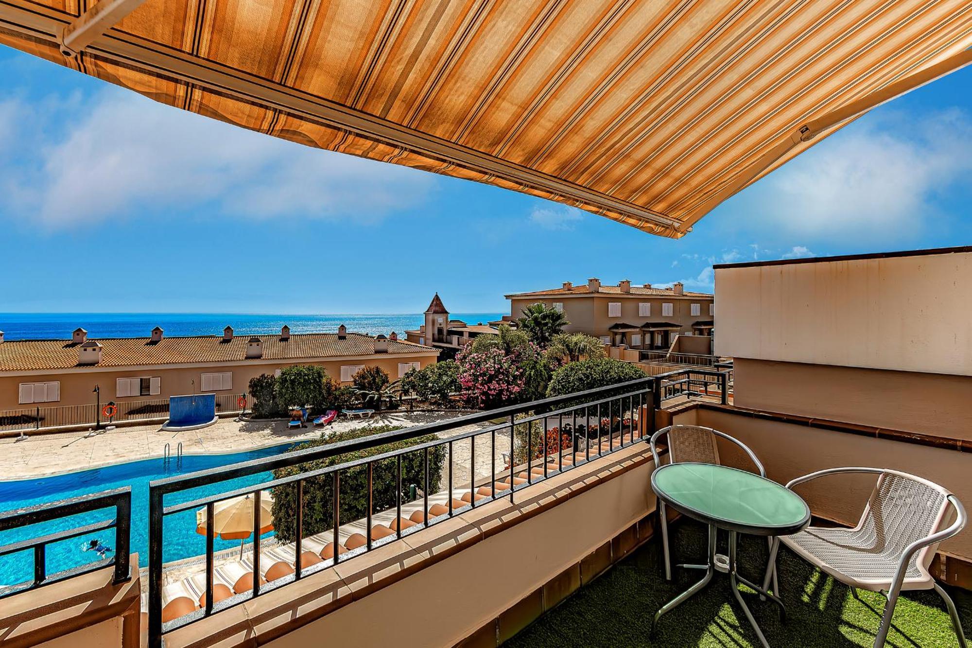 Spacious Ocean View Family Townhouse Puerto de Santiago  Bagian luar foto